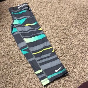 Nike Capri